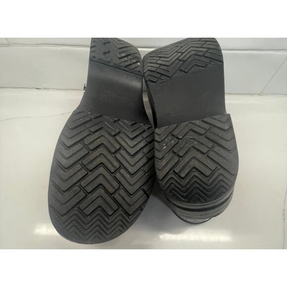 Dansko Tooled Black Heritage Clogs - Picture 8 of 10